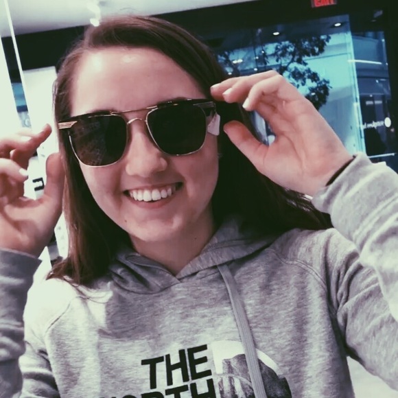 Meet your Posher, Saydee - Picture 1 of 1